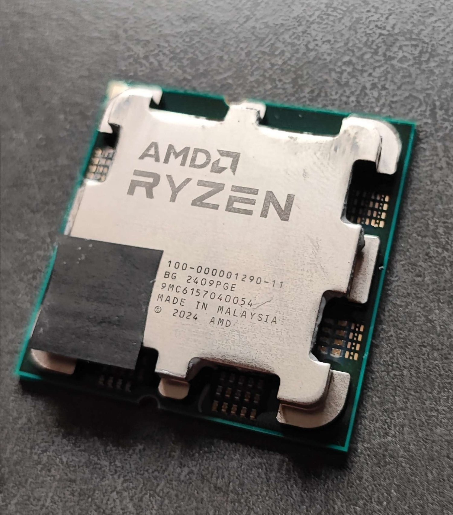 AMD S Next Gen Zen 5 Granite Ridge CPU Spotted In The Flesh 8 Cores