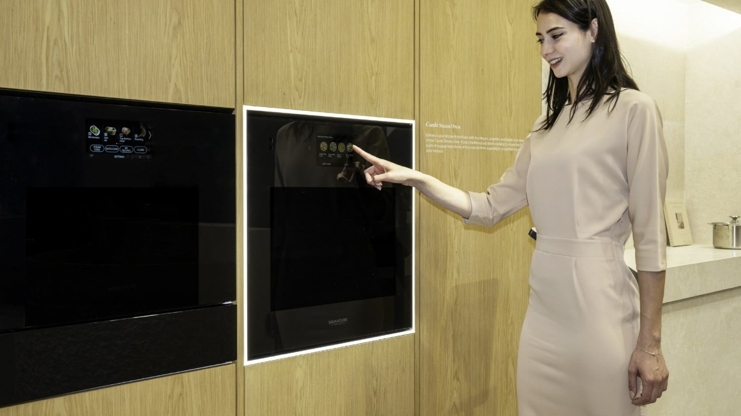 TweakTown Enlarged Image - It might look like a regular oven, but it's powered by Gourmet AI, image credit: LG.