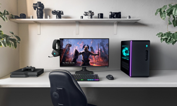 Alienware adds an 'FPS to RPG gamer' button to its latest gaming monitor