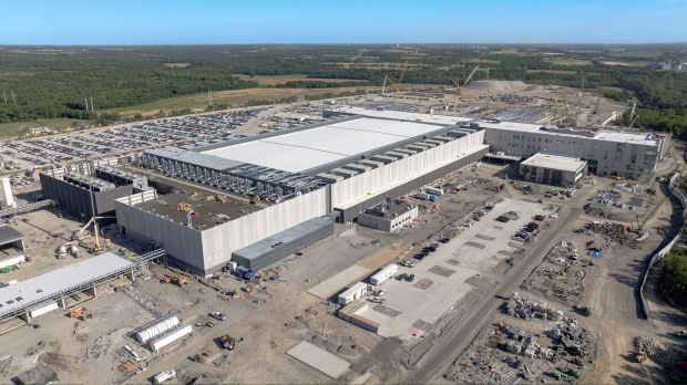 Texas Instruments gets $1.6B from CHIPS Act to build new semiconductor fabs in Texas and Utah