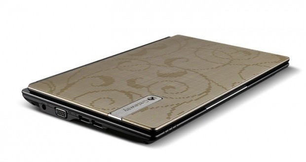 Gateway Updates LT Netbook Line with New Trend-Setting Design | TweakTown.com