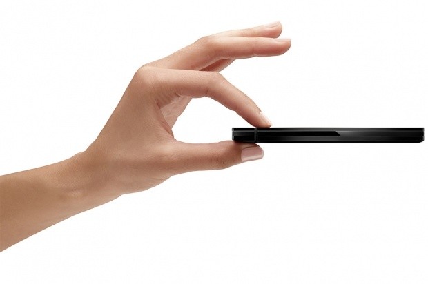 Seagate Ships World's Slimmest, Portable, External Hard Drive 03