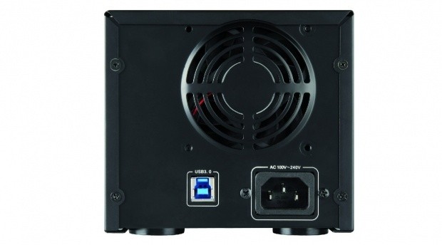 Sharkoon unveils two external RAID Cases for SATA Hard Drives 03