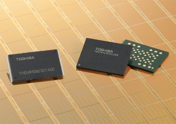 Toshiba Debuts SmartNAND, Latest Addition to NAND Flash Portfolio 01 Toshiba Debuts SmartNAND, Latest Addition to NAND Flash Portfolio 01