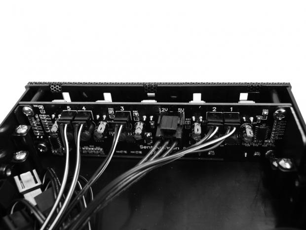 Open enlarged image NZXT Debuts Sentry Mesh Fan Controller 03