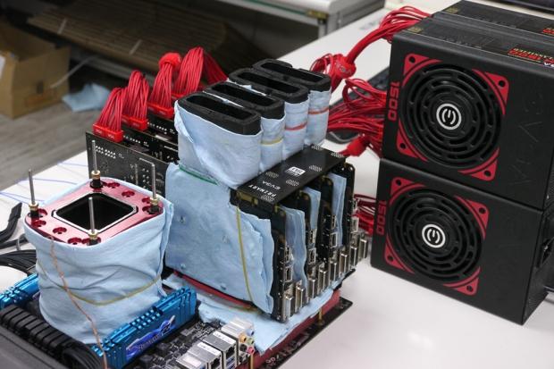 Open enlarged image k|ngp|n and EVGA Eclipse the Competition in a Storming LN2 World Record Session 01