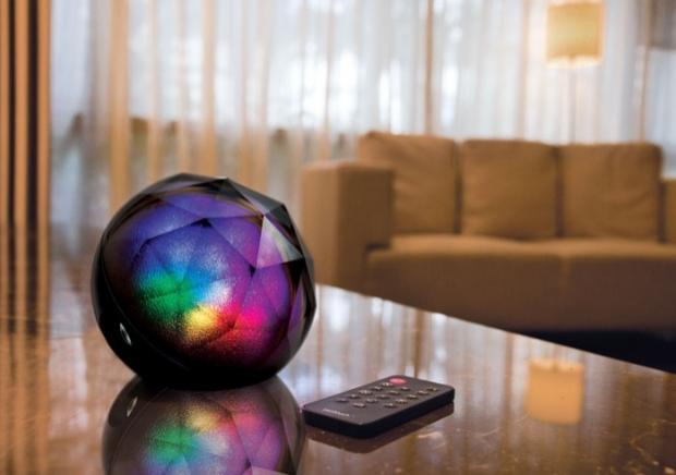 Black Diamond III, the First Multi-Sensory Bluetooth Speaker Now Available 04