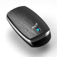 Genius Showcasing Windows 8 Touch Gesture Mouse at CES 2013 03