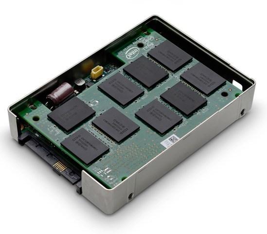 HGST Launches The Industry's First 12 Gb/s SAS Solid State Drives 07 HGST Launches The Industry's First 12 Gb/s SAS Solid State Drives 07