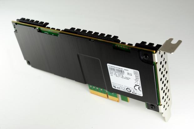 Open enlarged image Samsung Starts Producing 3.2-Terabyte NVMe SSD Based on 3D V-NAND | TweakTown.com
