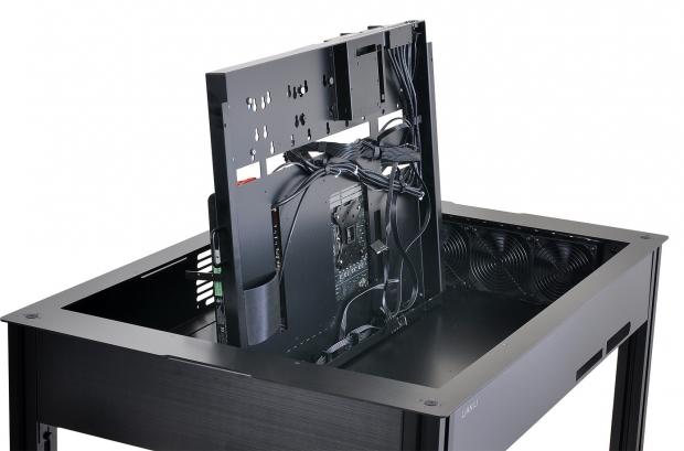 Lian Li Giving a Sneak Peak of the Latest Desk and O Series Chassis at CeBIT '15 053