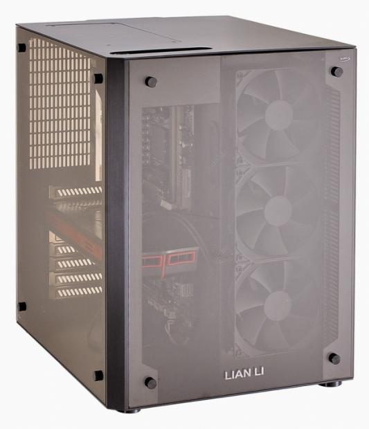 Lian Li Giving a Sneak Peak of the Latest Desk and O Series Chassis at CeBIT '15 054