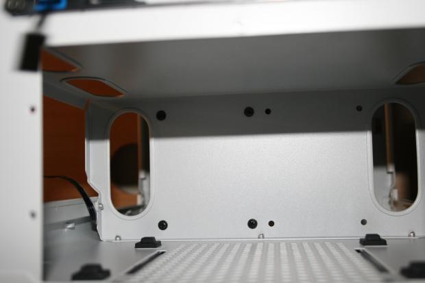 Open enlarged image BitFenix Prodigy TweakTown PC Build Guide - Part 1 15